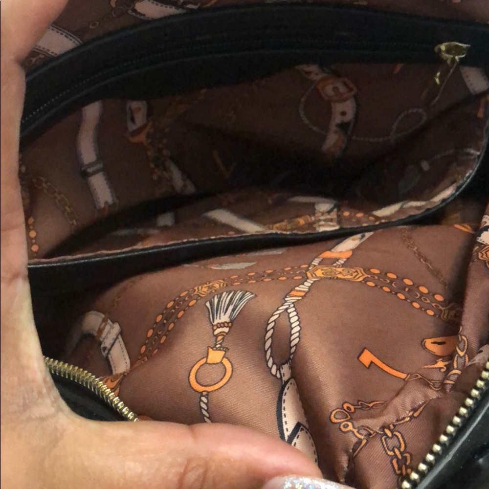 Back pack purse - Picture 3 of 5